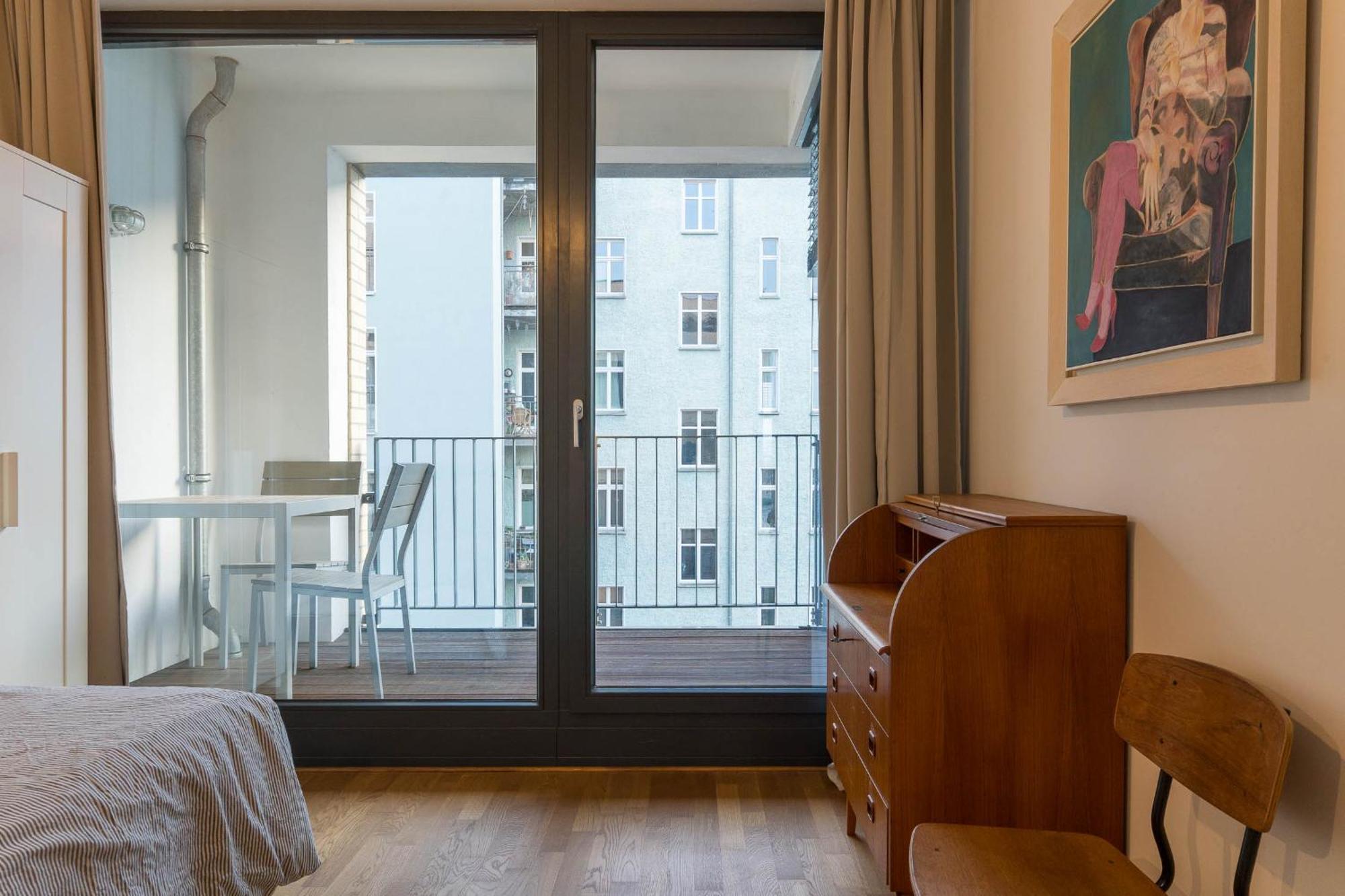 2 Bedroom Mauerpark-Apartment, Berlin Mitte View Calendar المظهر الخارجي الصورة